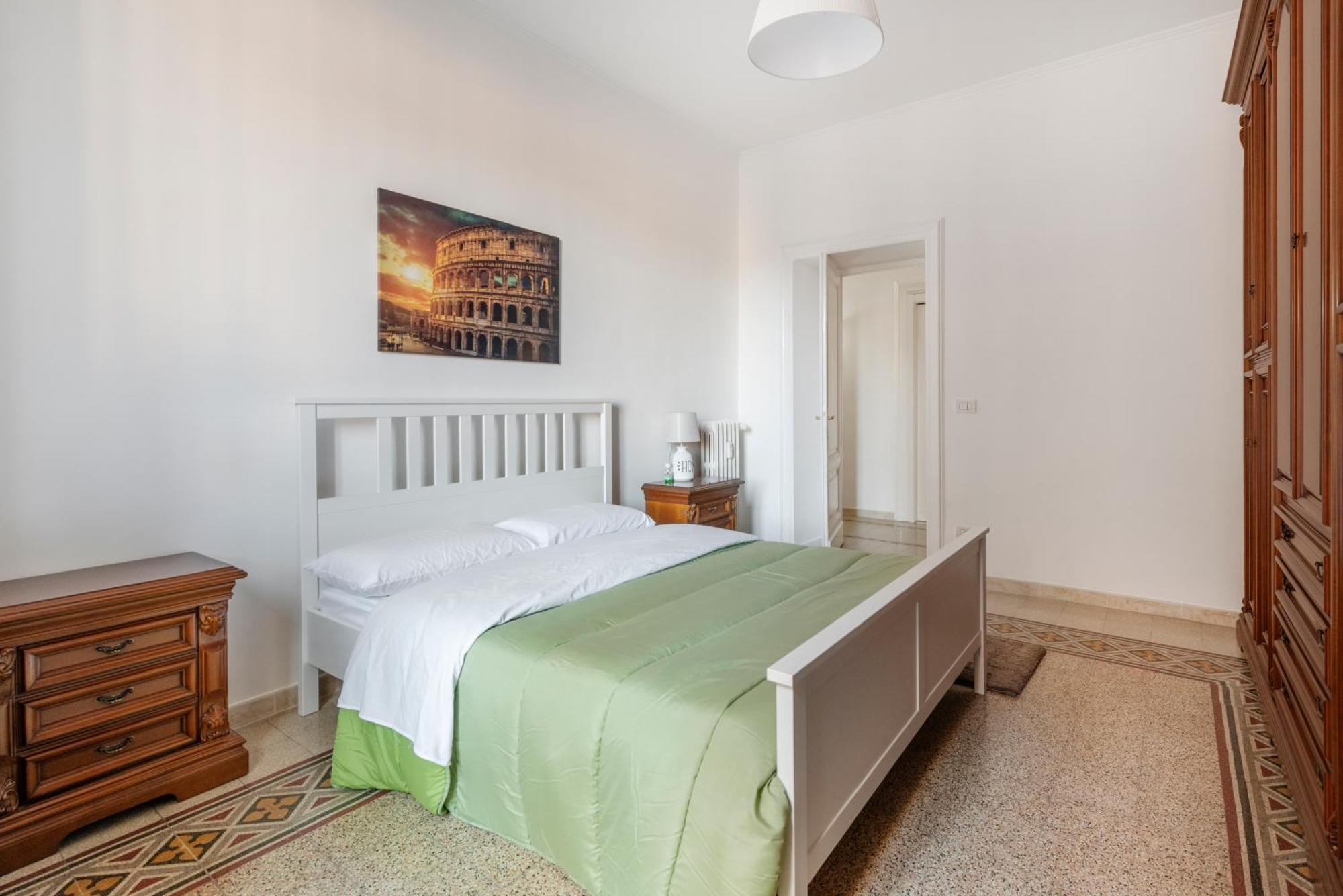 Elegant 3 Bedroom San Pietro Station 200 Mt Roma