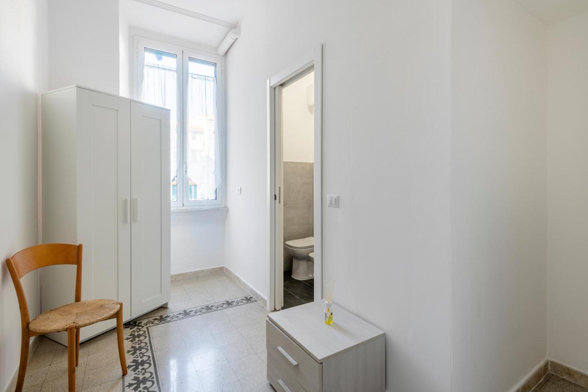 Elegant 3 Bedroom San Pietro Station 200 Mt Appartamento *